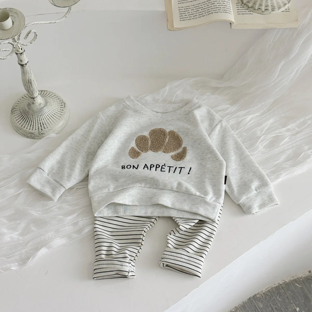 Baby Boy Clothes Sets Bread/Cookies Embroidery Cute Toddler Outfit 2Pcs Long Sleeves Top Pants Newborn Baby 0-3 Years Tracksuit Neutral Baby Boutique