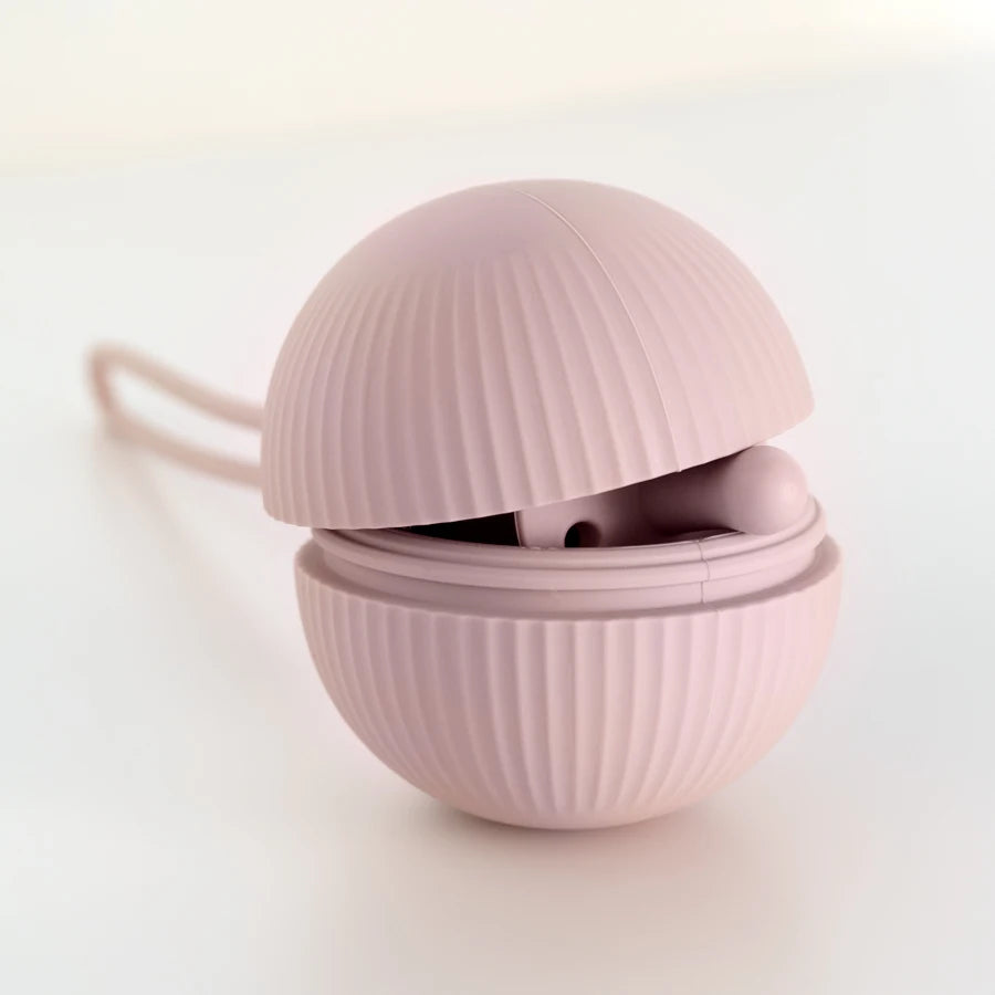 New Baby Pacifier Holder BPA Free Soft Silicone Infant Portable Feeding Soother Container Box Nipple Storage Box Teat Attachment Neutral Baby Boutique